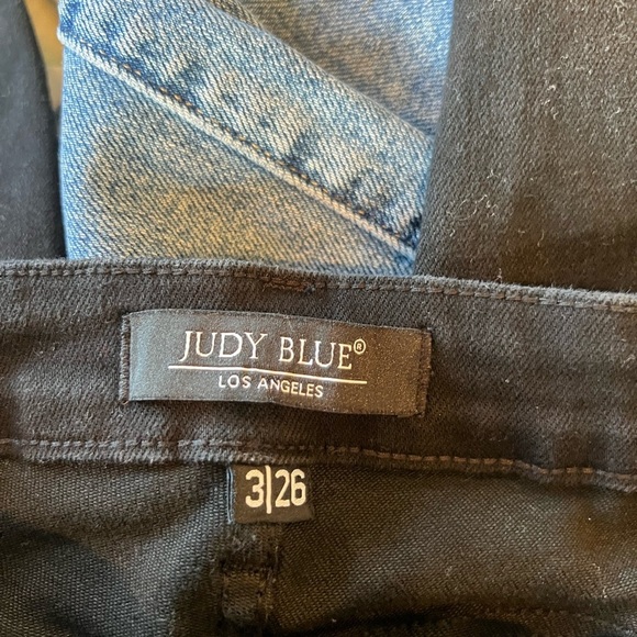 Judy Blue - Skinny Fit Jeans - Picture 2 of 5